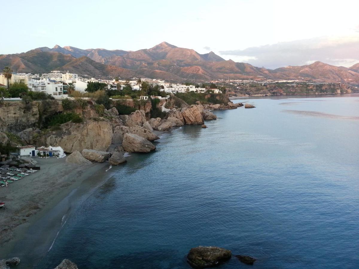 Playa Torrecilla Piscina Centro 2 Habitaciones Nerja Εξωτερικό φωτογραφία